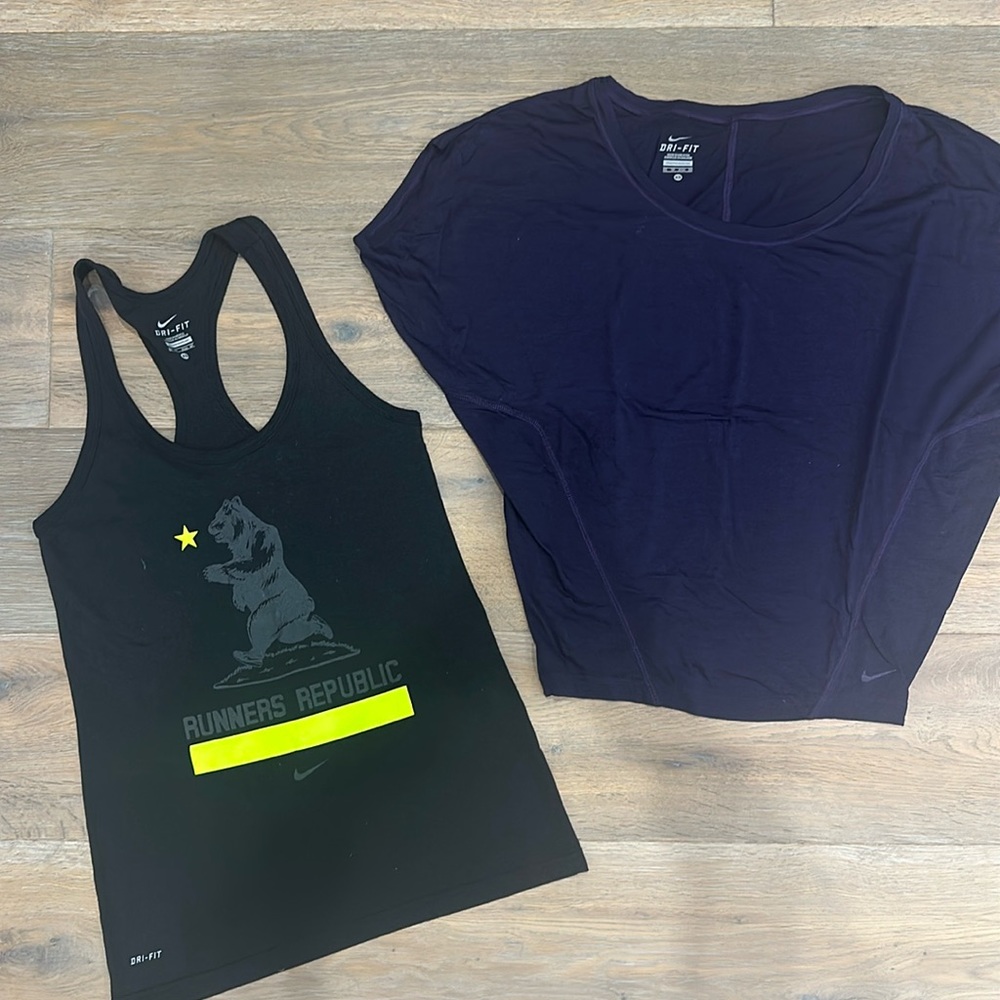 Nike Dri-Fit 2 Tops Bundle in XS
